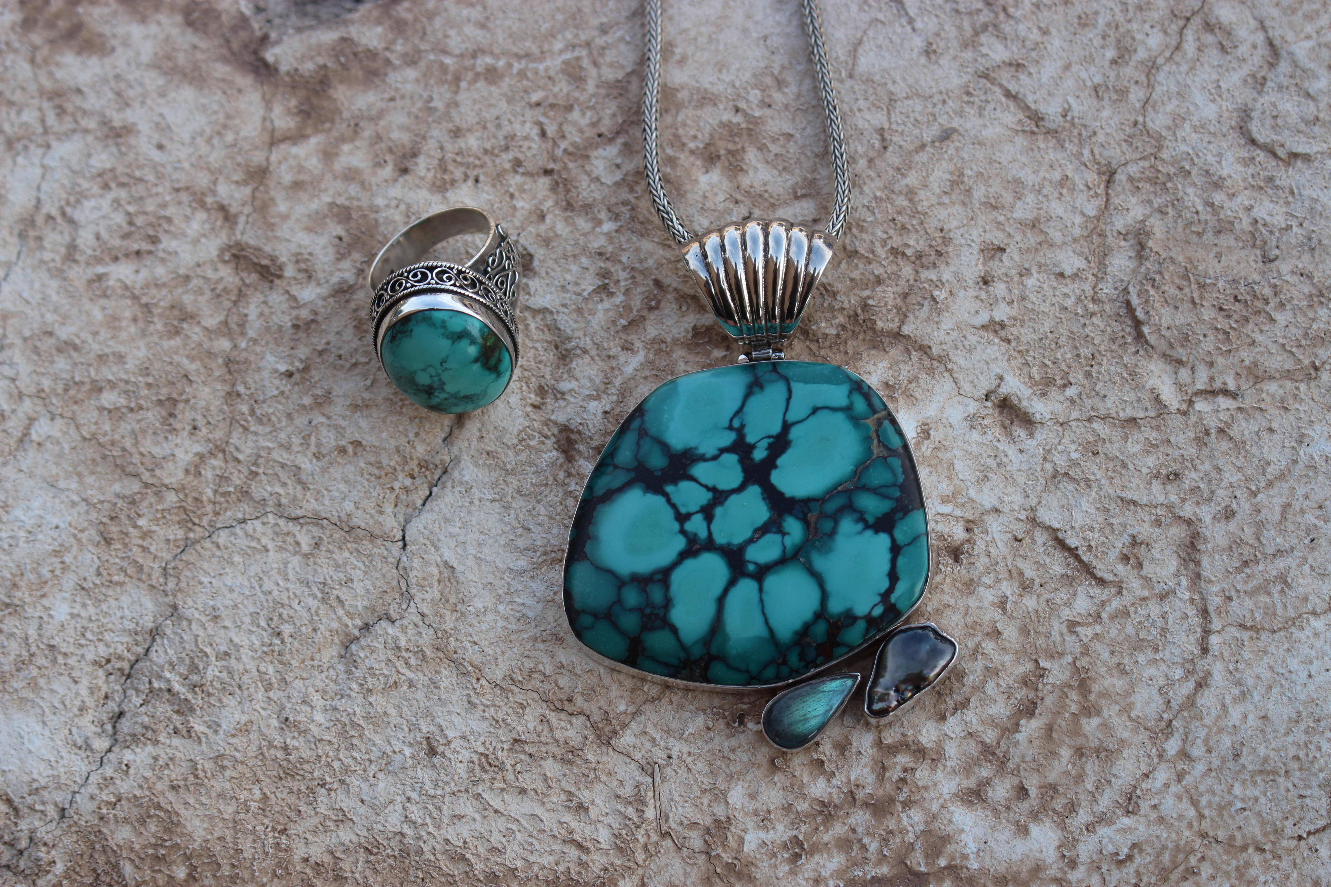 Turquoise | Beautiful Turquoise Gemstone Jewelry